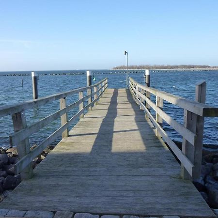 Traumhafter Ostsee-Ausblick, Fewo Direkt Am Strand Fehmarn Exterior photo