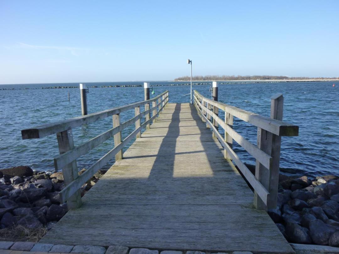 Traumhafter Ostsee-Ausblick, Fewo Direkt Am Strand Fehmarn Exterior photo